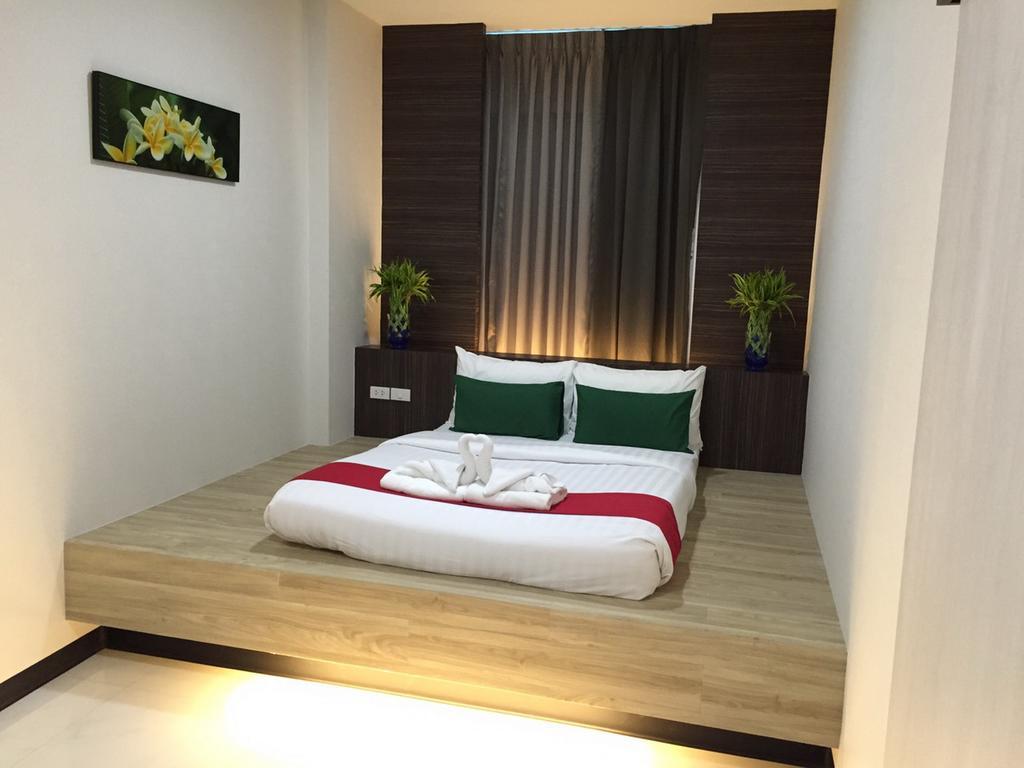 D-Box Hostel Bangkok Exterior photo